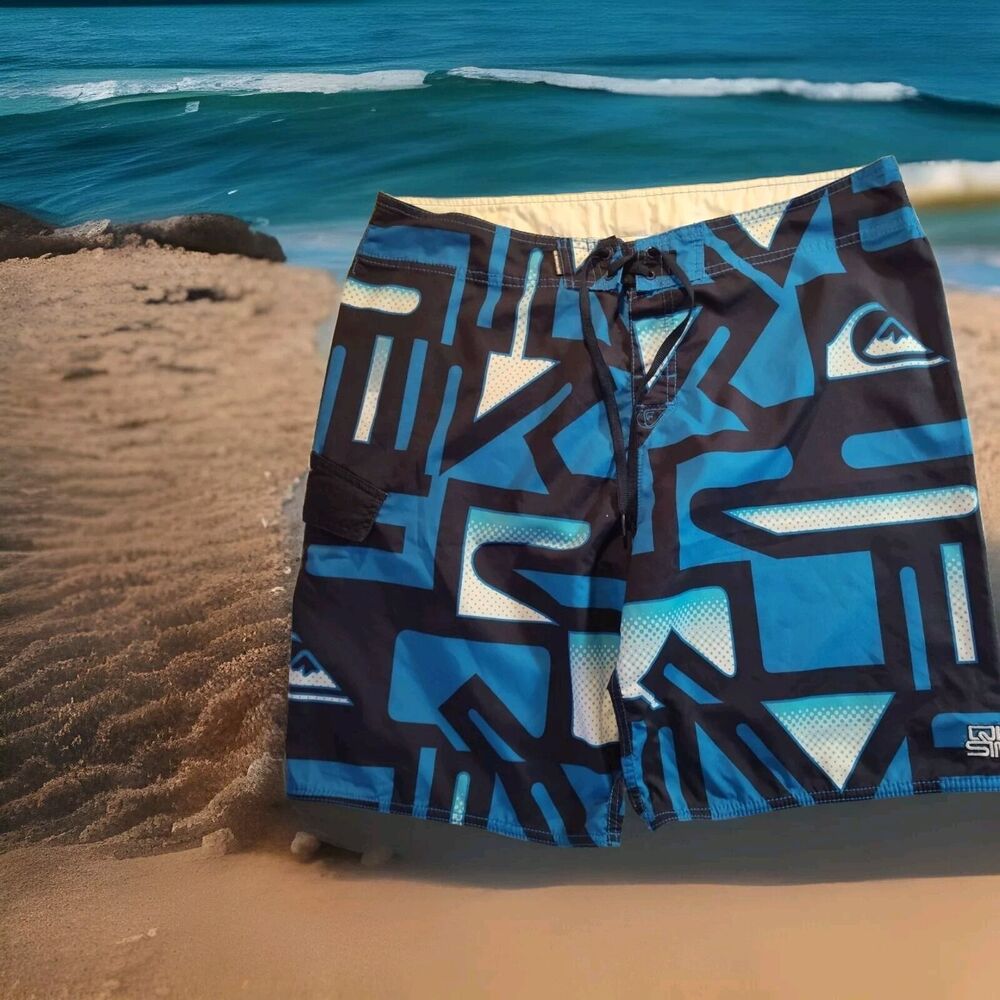 Quicksilver Men's Blue & White Swim Trunks Size 38 VTG Board Shorts 1177